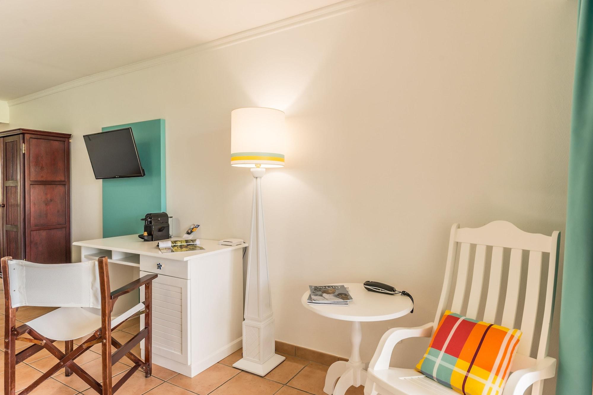 Residence Pierre & Vacances Premium Les Ilets Сент-Люс Екстер'єр фото