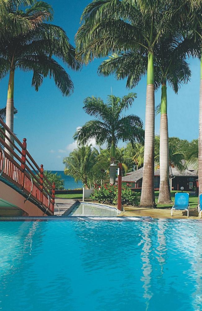 Residence Pierre & Vacances Premium Les Ilets Сент-Люс Екстер'єр фото